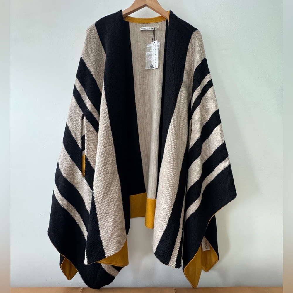 Alice + Olivia NWT Wool Poncho Shawl black/tan/gold OS